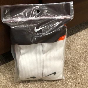 Men’s Nike crew socks